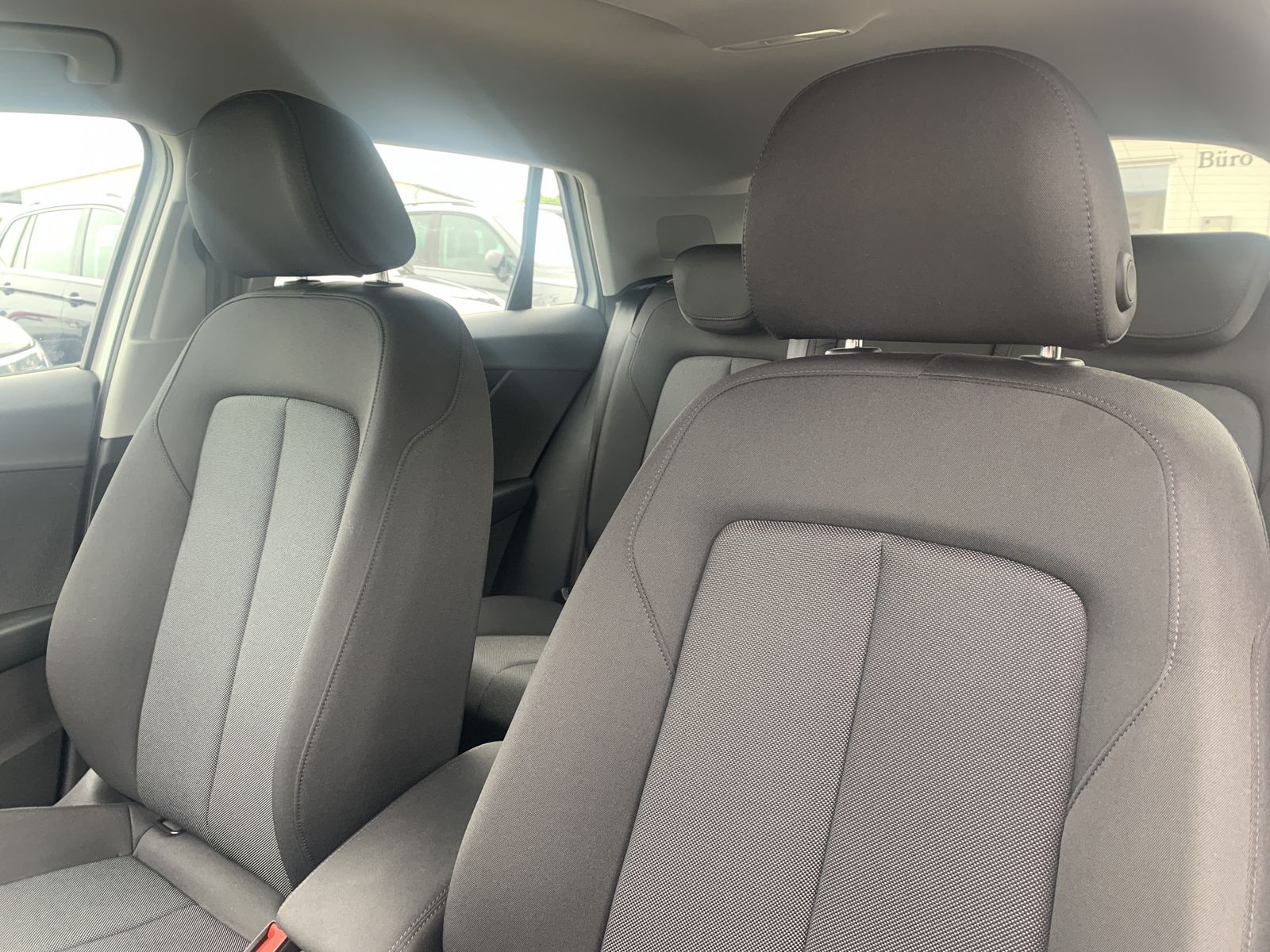 Fahrzeugabbildung Audi Q2 1.5 TFSI*Cam*Navi*LED*Klima*Assistenzpaket*