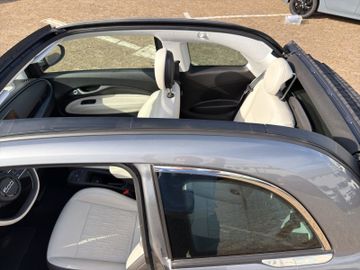 Fiat 500 e Cabrio La Prima 360+Kam.+KeyLess+LED+Navi