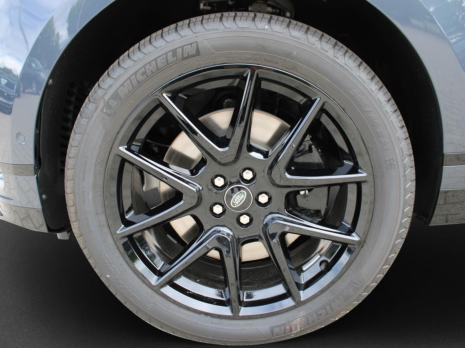 Fahrzeugabbildung Land Rover Range Rover Velar P400e Belgravia