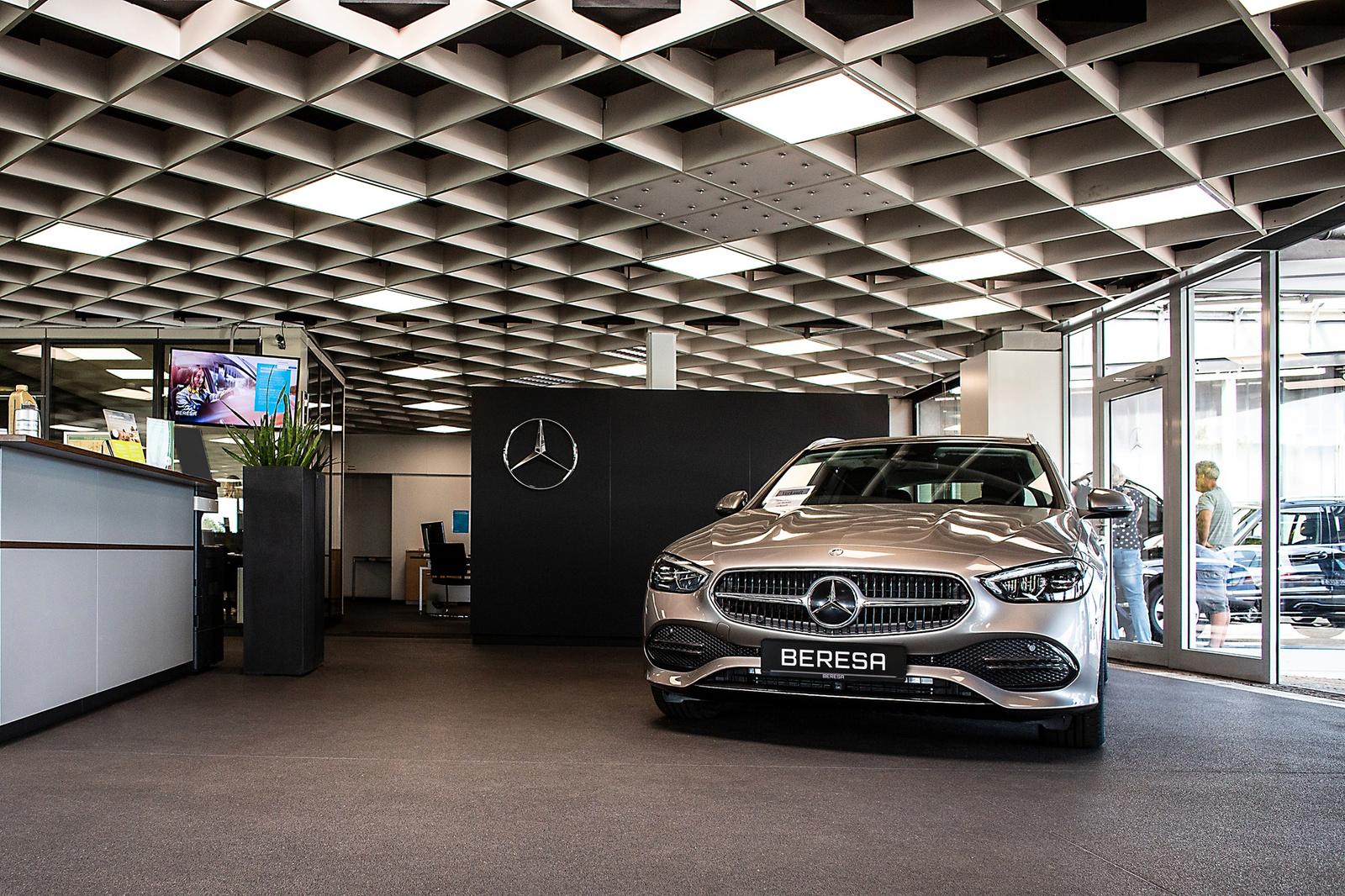 showroom-image-bottom