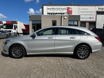 Mercedes CLA 200 Shooting Brake - 2