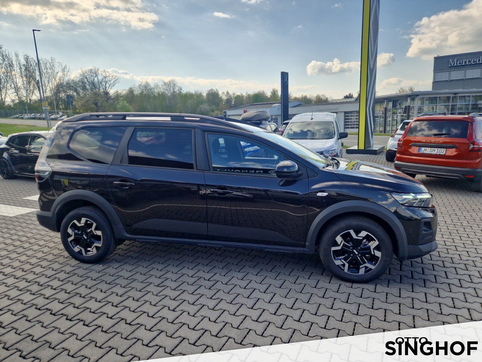 Fahrzeugabbildung Dacia Jogger Journey TCe 110