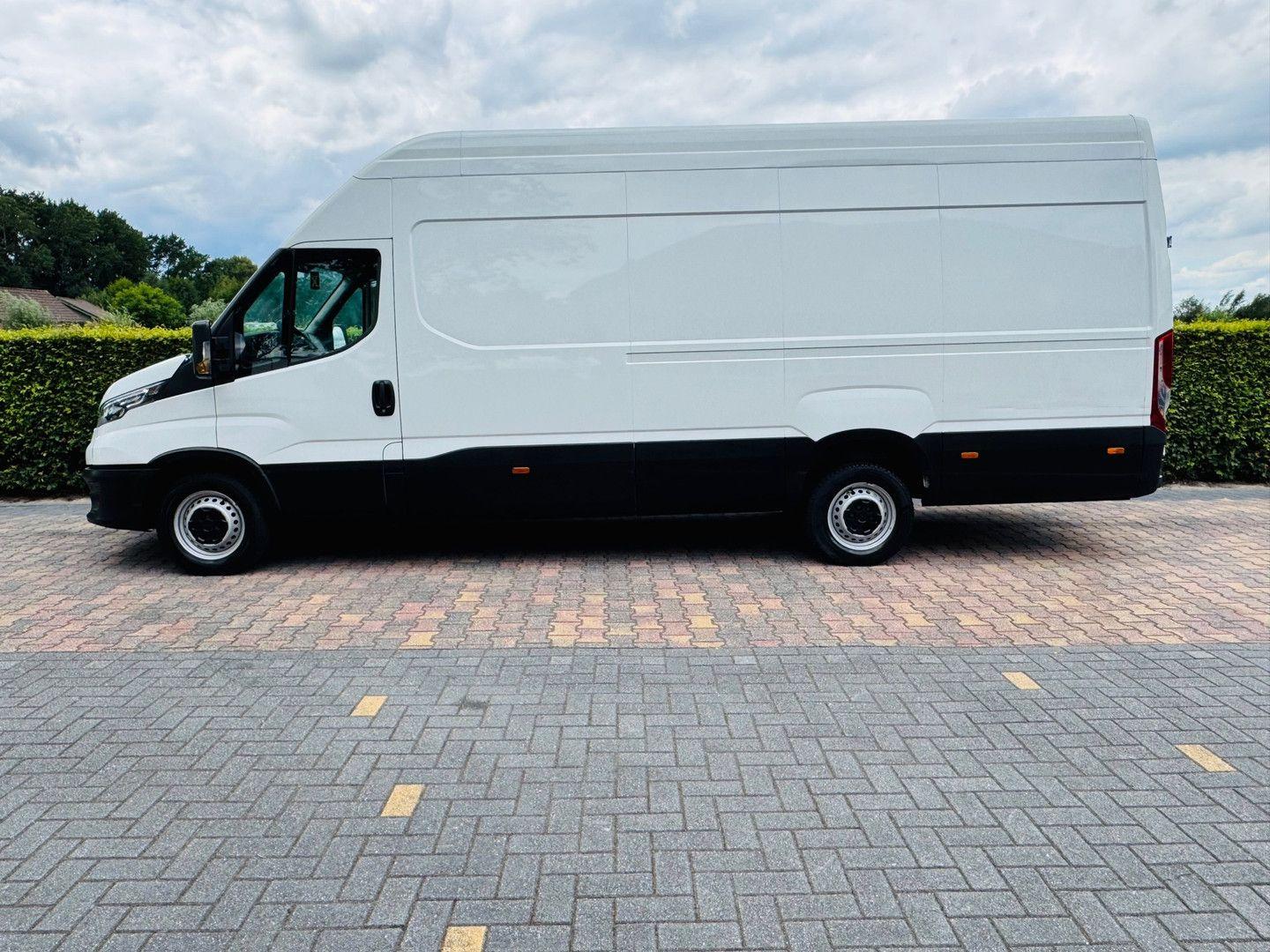 Iveco Daily 35S18 3.0 A/C HOOG MAXI LANG AUTOMAAT