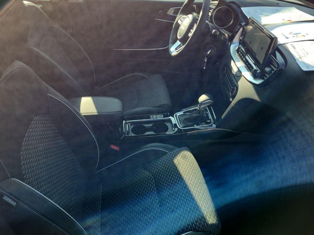 Fahrzeugabbildung Kia Xceed 1.5 T-GDI DCT Vision KOMFORT PAKET