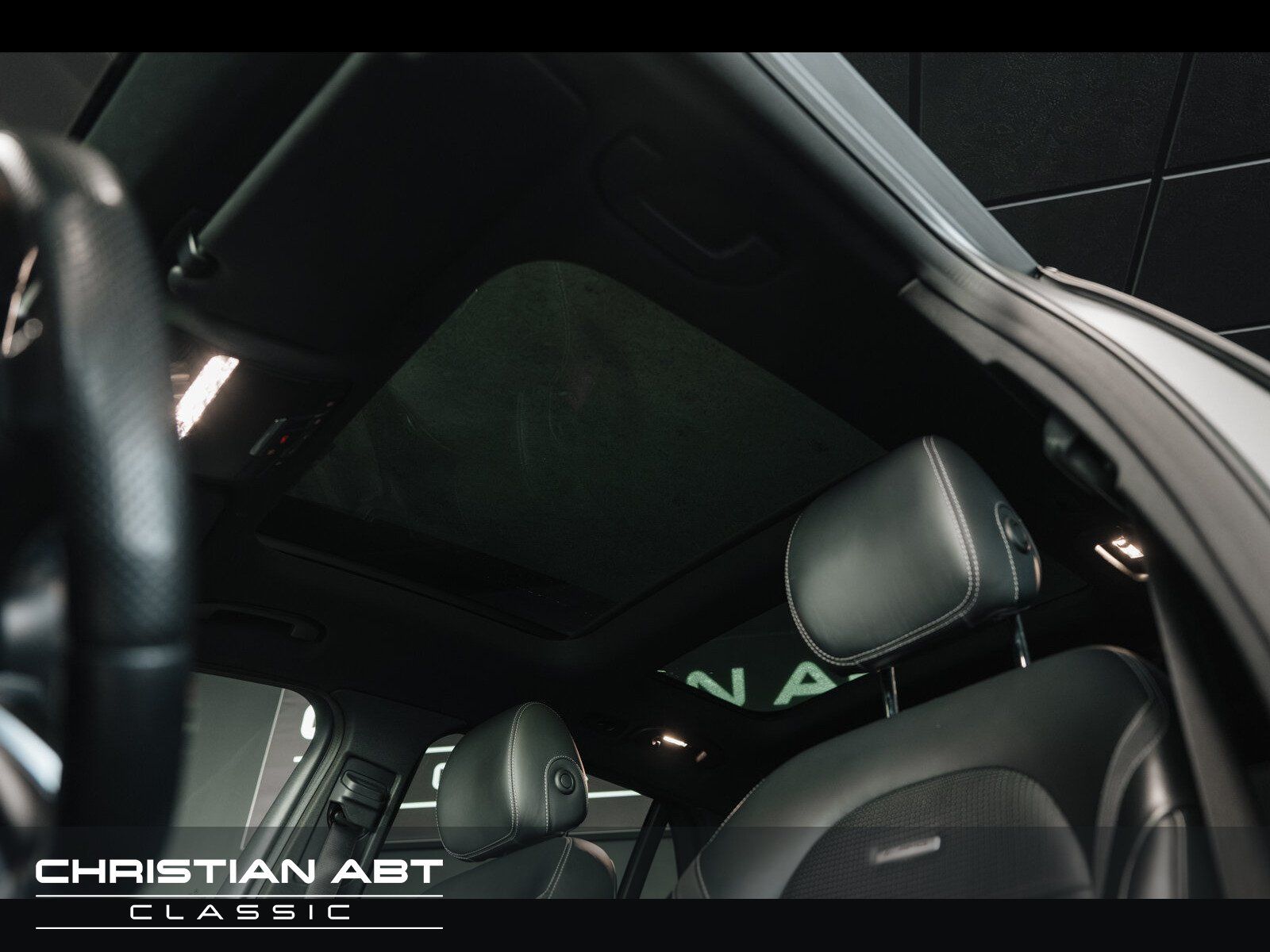 Fahrzeugabbildung Mercedes-Benz GLC 63 AMG 4Matic Burmester Pano designo