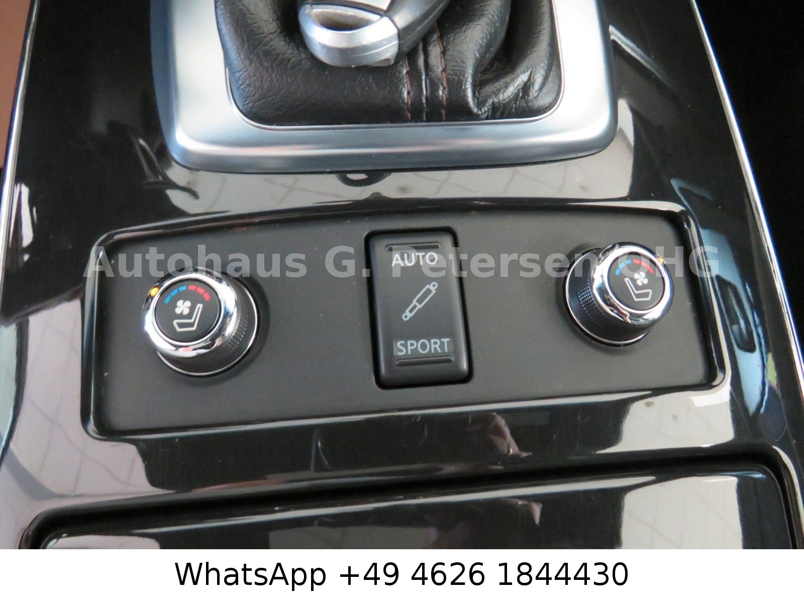 Fahrzeugabbildung Infiniti FX FX30d/*Leder*Xenon*Sitzbelü*Spurhalte*LM 21*