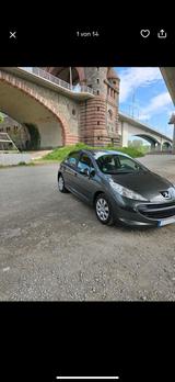 Peugeot 207 - Peugeot 207 in Frankfurt (Main)