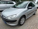 Peugeot 206 Grand Filou*2.HD*Klima*E-Paket*AHK*TÜV NEU - gebrauchte Peugeot 206 aus dem Jahr 2005