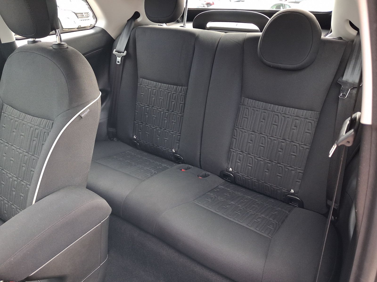 Fahrzeugabbildung Fiat 500 E  Cabrio