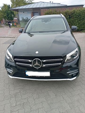 MERCEDES-BENZ GLC 250 d 4MATIC Autom. - AMG Line .- Burmester 
