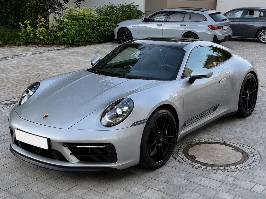 Image of Porsche 992