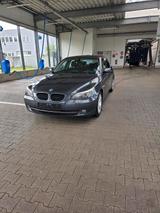 BMW E60 520D - BMW 520: D E60