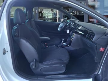 Citroën DS3 SoChic 1.2 VTi 82 °SHZ°PDC°Tempomat°Allwette
