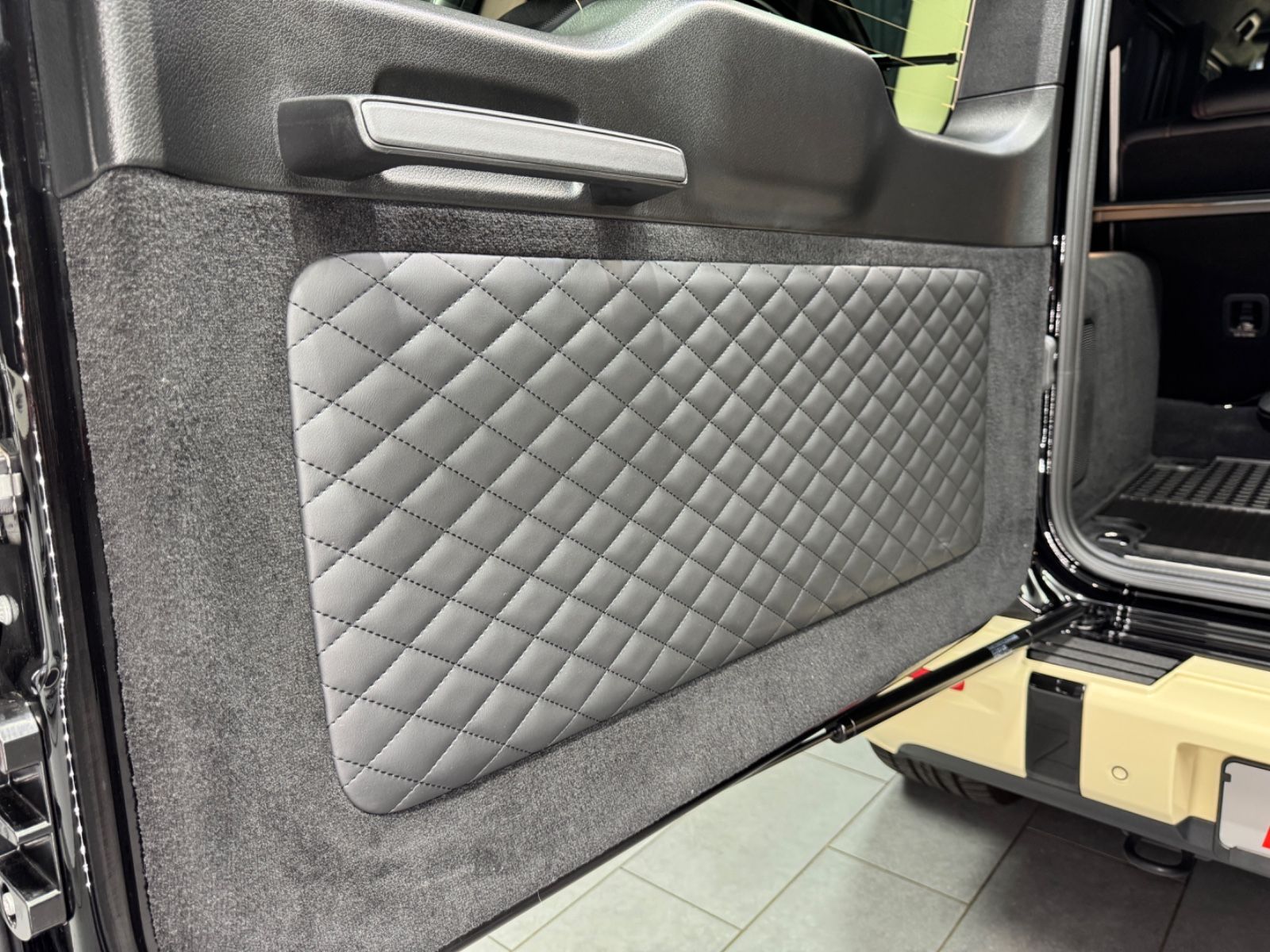 Fahrzeugabbildung Mercedes-Benz G 63 AMG|A22|CARBON|PT3|MASSAGE|KEYLESS|AHK|MY25