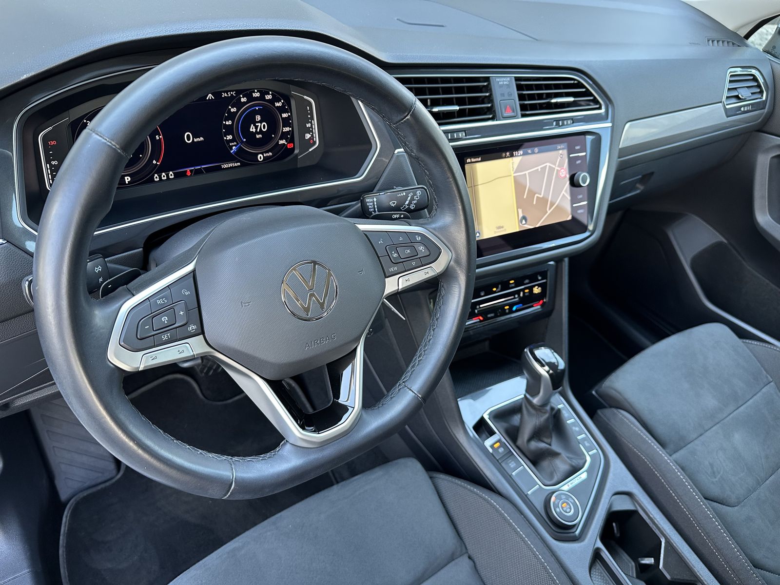 Fahrzeugabbildung Volkswagen Tiguan Allspace Life 4Motion NAV+LED+ACC+360°+VC