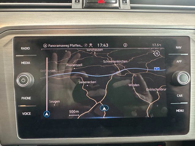 MYAUTOCENTER – Gebraucht- und Jahreswagen mit Werkstattservice in Pfaffenhofen Volkswagen Passat *AHK*ACC*KLIMAAUTO*LED*NAVI*1.HAND*