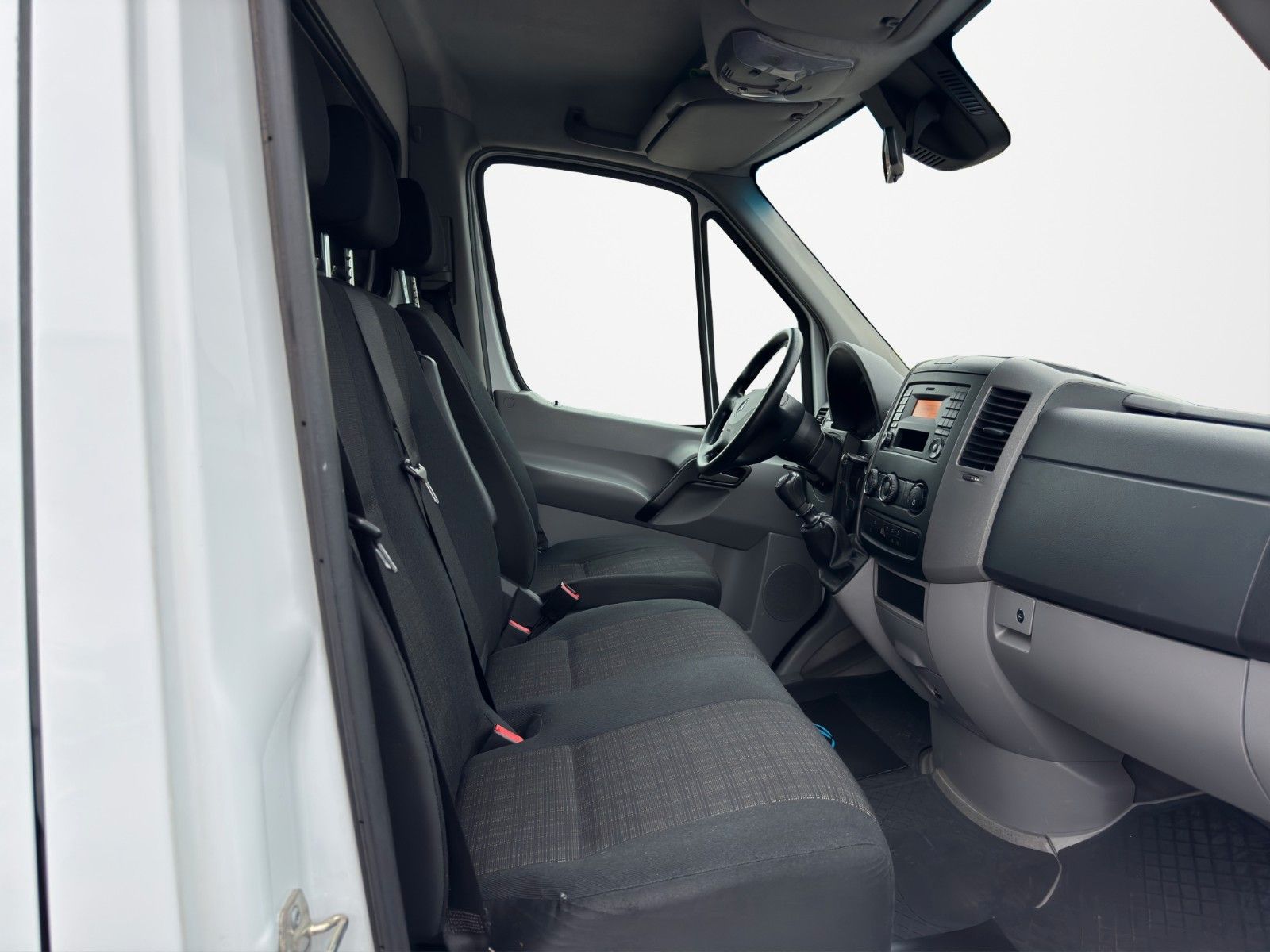 Fahrzeugabbildung Mercedes-Benz SPRINTER II KASTEN 216 CDI AHK