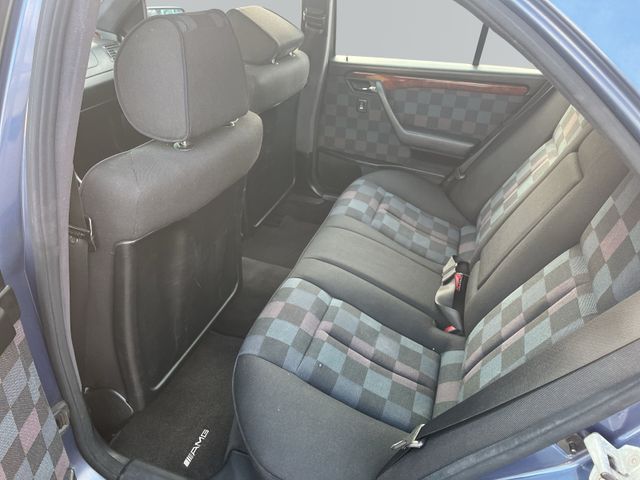 MERCEDES-BENZ C 36 AMG – Bild 10