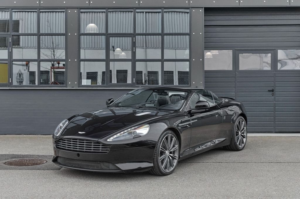 Aston Martin DB9