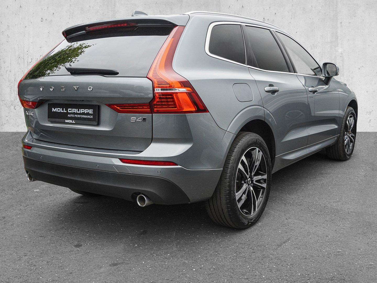 Volvo XC60 B4 D AWD Momentum Pro 19ZOLL FRONTHZG BLIS