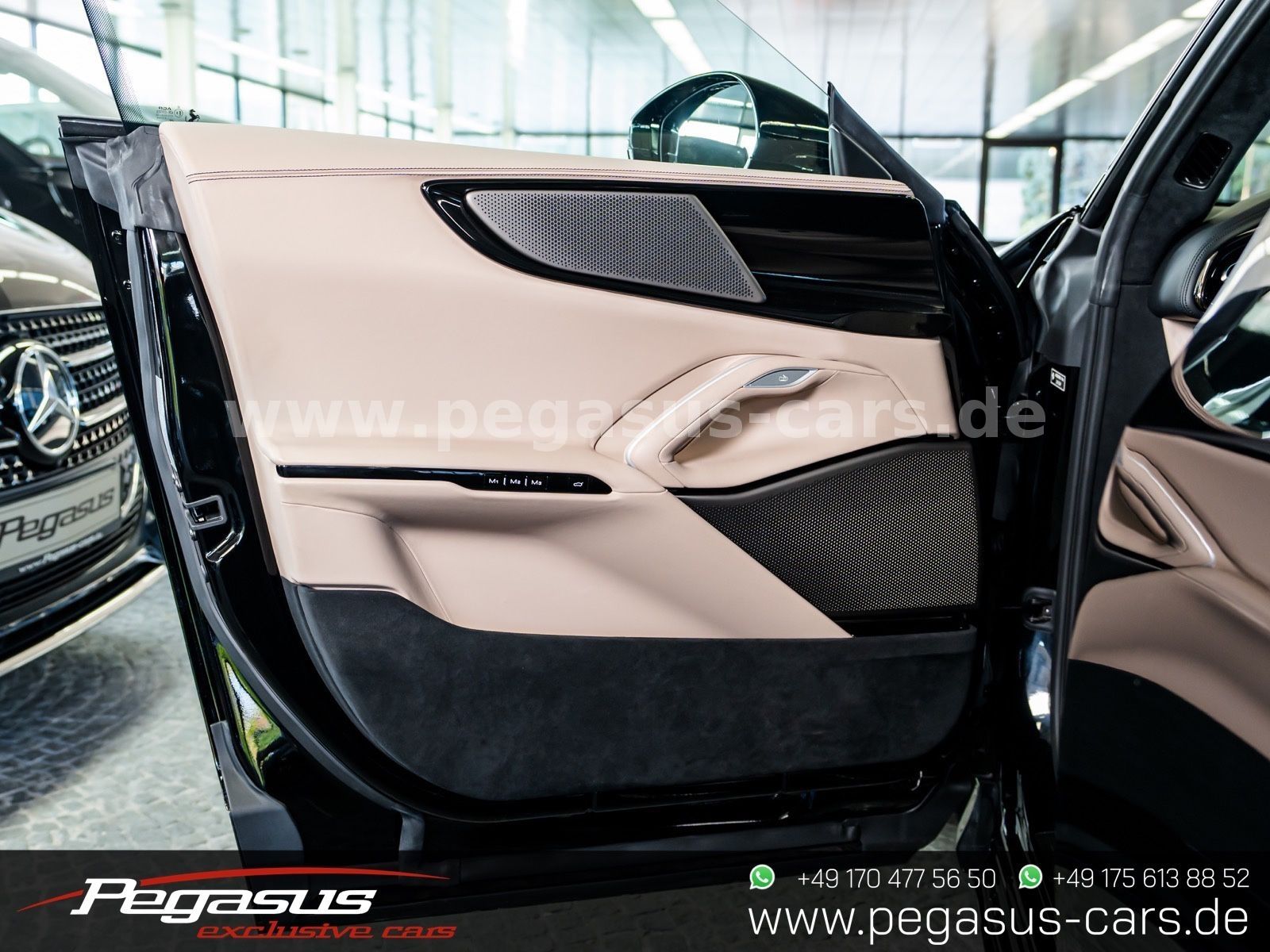 FERRARI Purosangue - 25