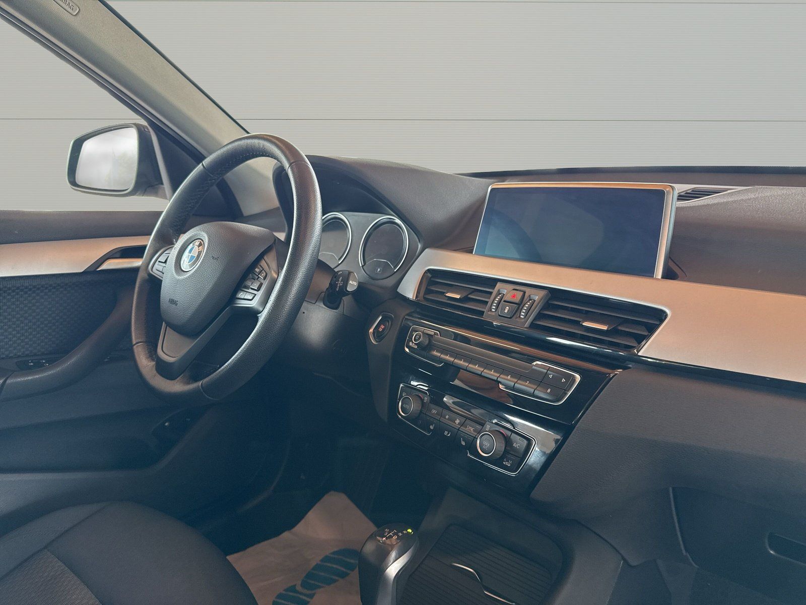 BMW X1 xDrive 25e Advantage 4x4+Navi+PDC+ParkAss+LM foto 13