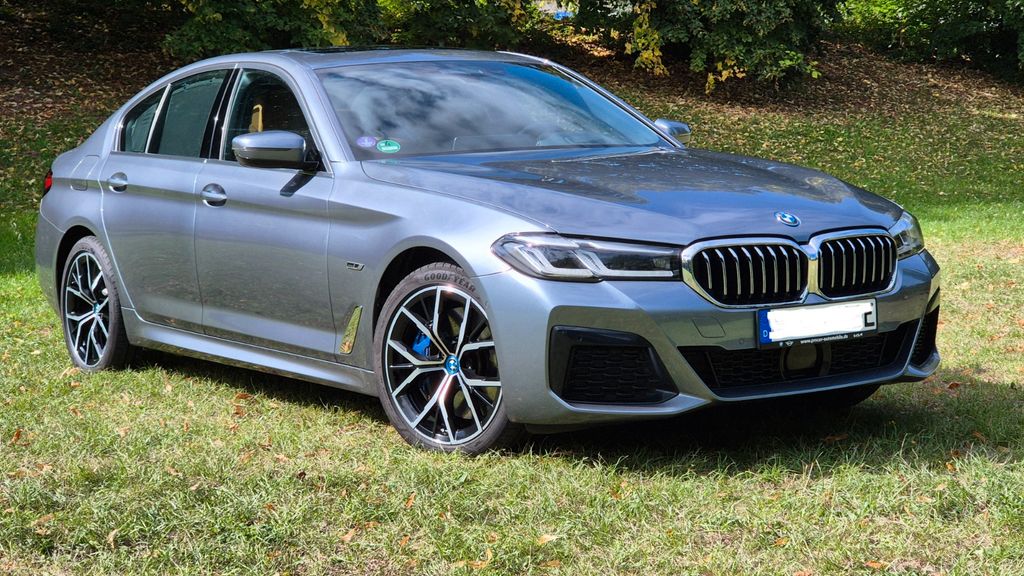 Image of BMW 545