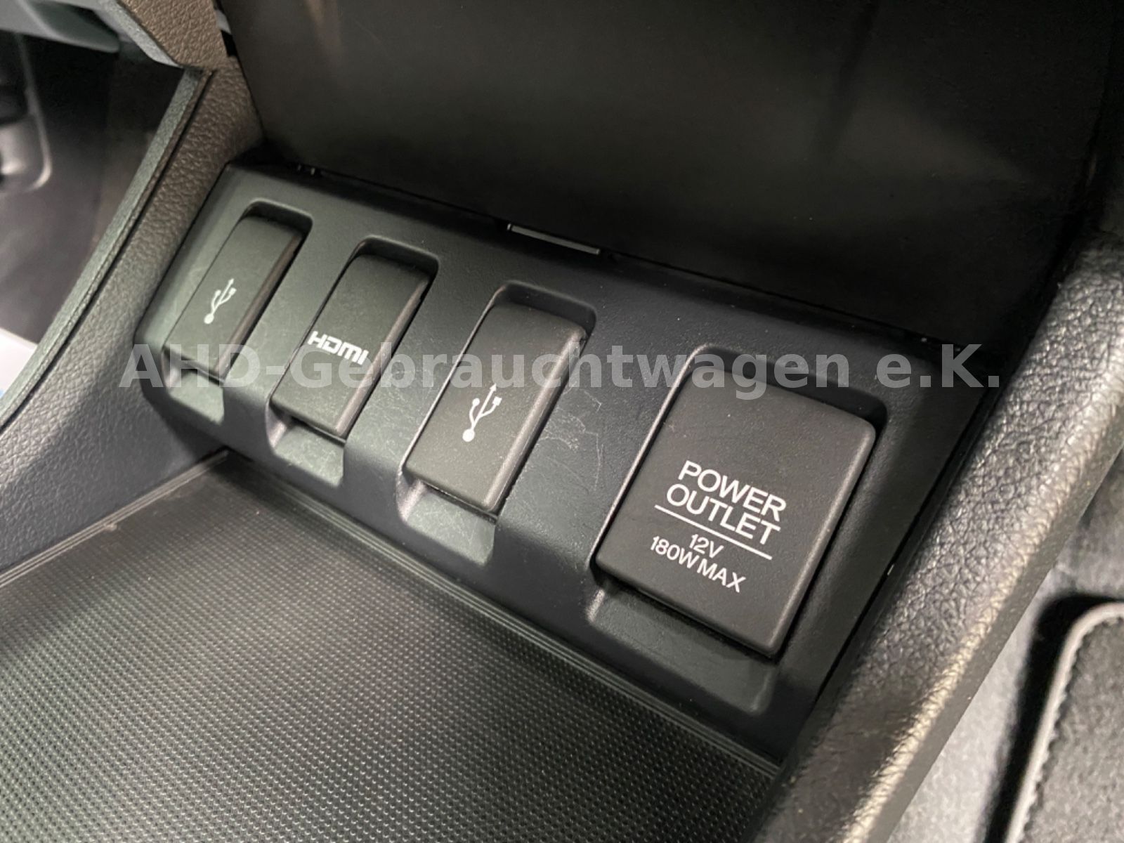Fahrzeugabbildung Honda HR-V1.6i-DTEC Executive LED Kamera Navi Panorama