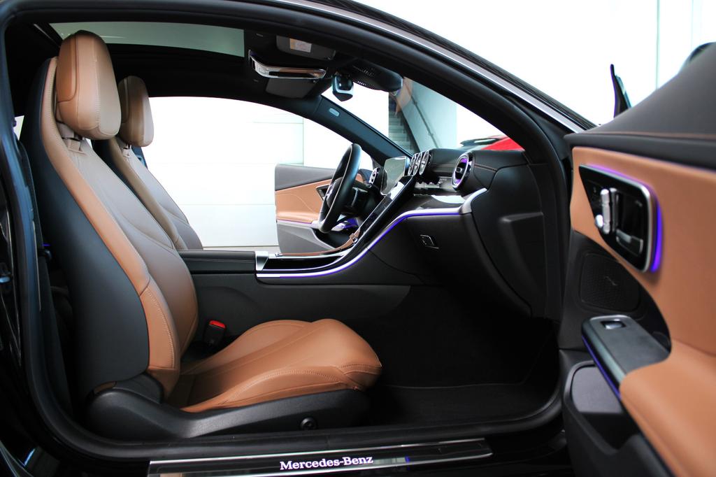 Mercedes-Benz CLE 200