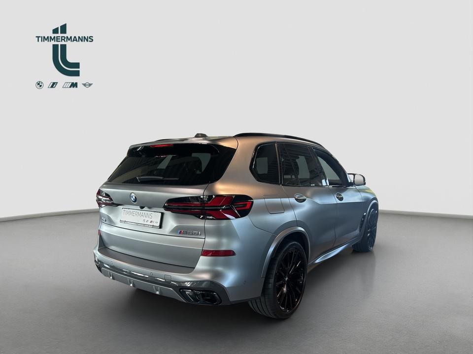BMW X5 M60i 22" SkyLounge Sitzbelüftung Massage
