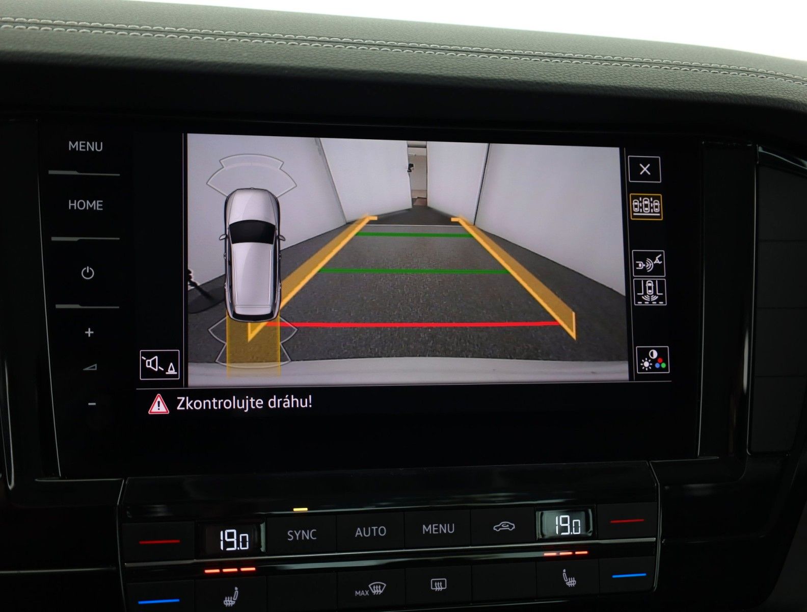 Fahrzeugabbildung Volkswagen Touareg 3.0 TDI  DSG 4Motion Navi ACC AHK