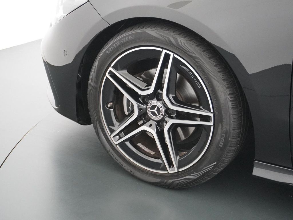 Mercedes-Benz CLA 180 Star Edition AMG Line Nightpakket, Parke
