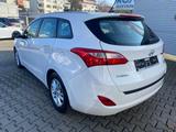 Hyundai i30 cw FIFA World Cup Edition PDC/Shz/Allwetter - gebrauchte Hyundai i30 aus dem Jahr 2014