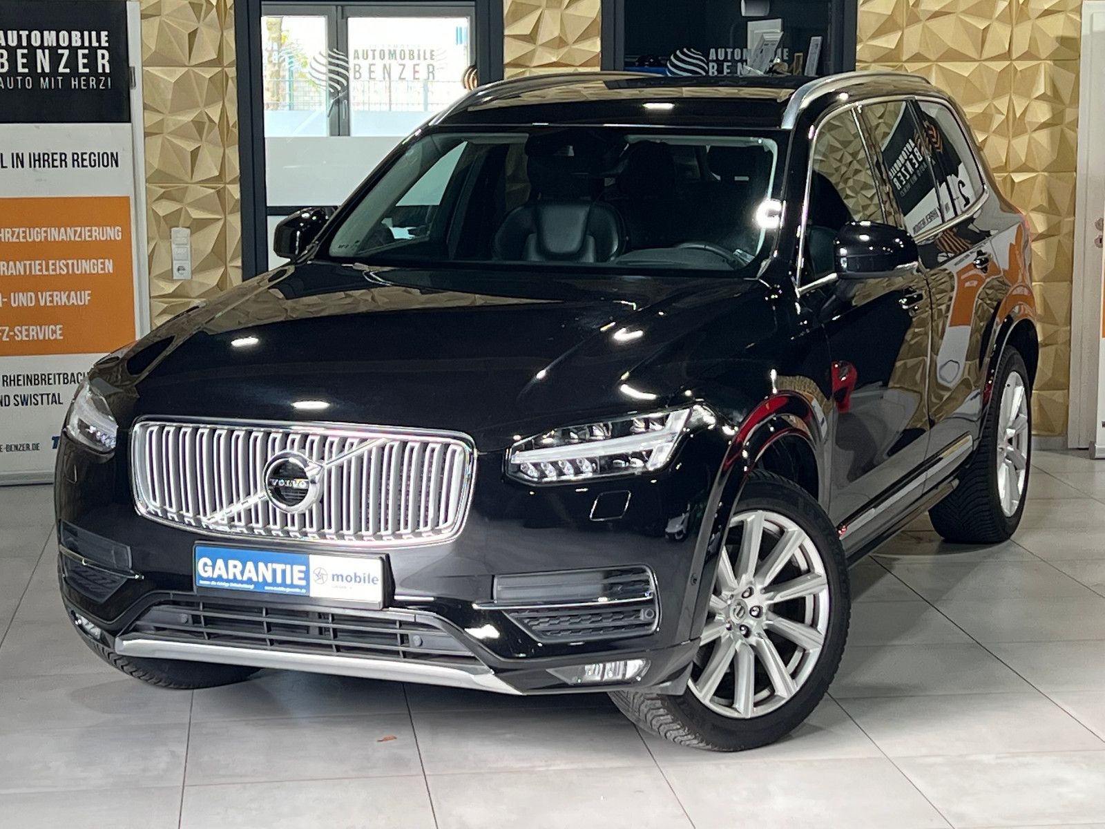 Fahrzeugabbildung Volvo XC90 Inscription AWD/7-SITZE/KAMERA/LEDER/LED