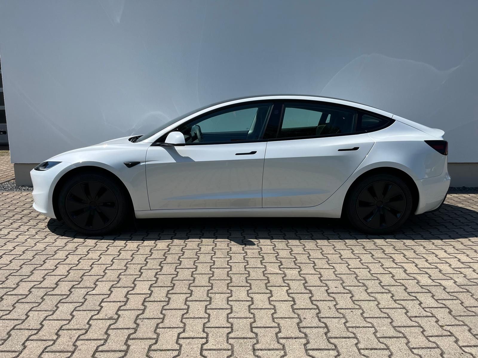 Tesla Model 3 Premium Long Range Dual AWD 6.000 km foto 7