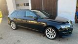 Audi A4 35 TFSI S tronic Avant // 150 PS