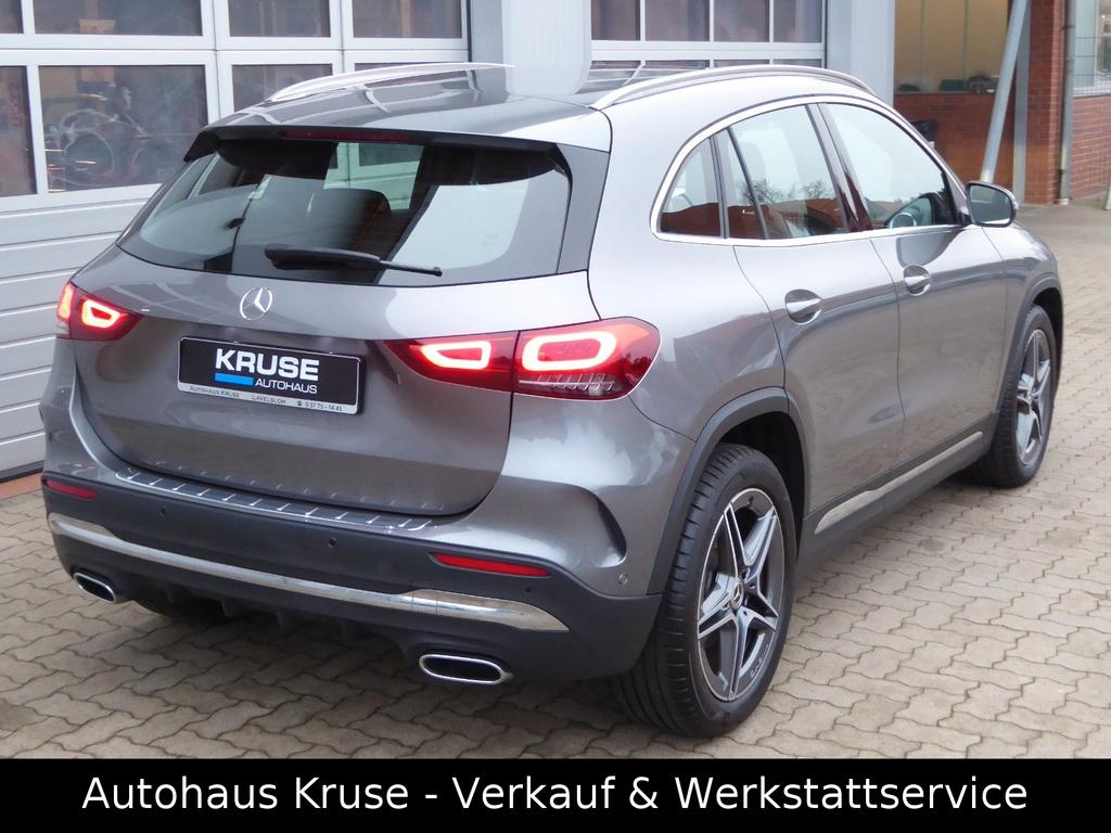 Mercedes-Benz GLA 200
