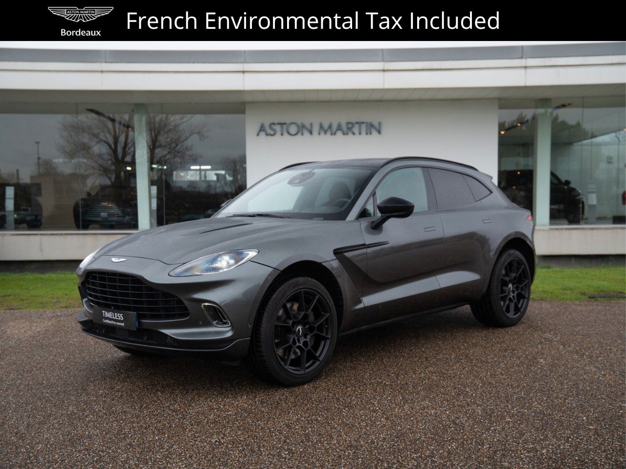 ASTON MARTIN DBX