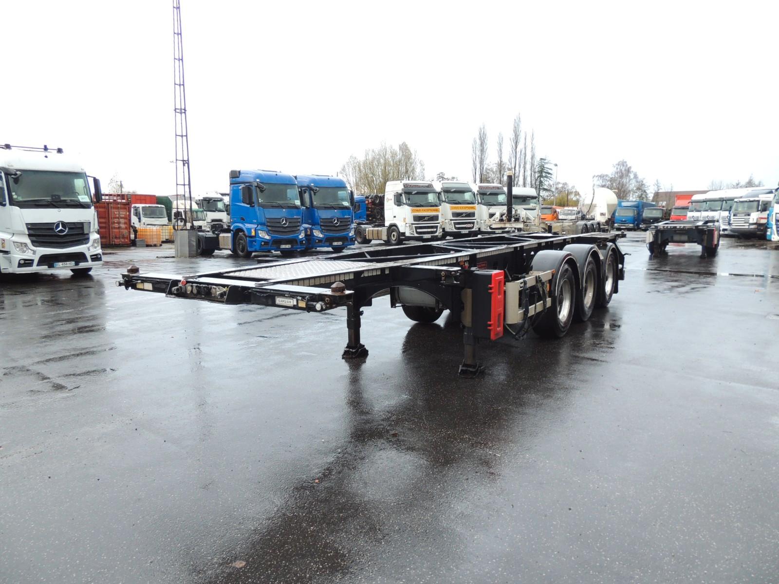 Vanhool 30' - 20' ADR containerchassis (3 x)