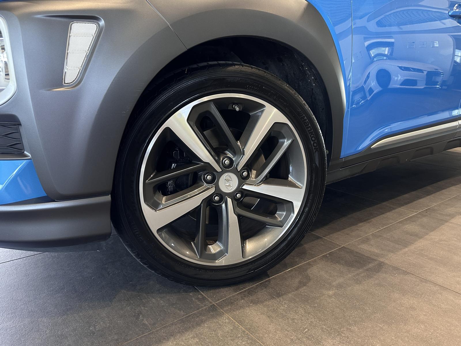 Hyundai Kona Premium 4WD *LEDER, AUTOMATIK, AHK, RFK*