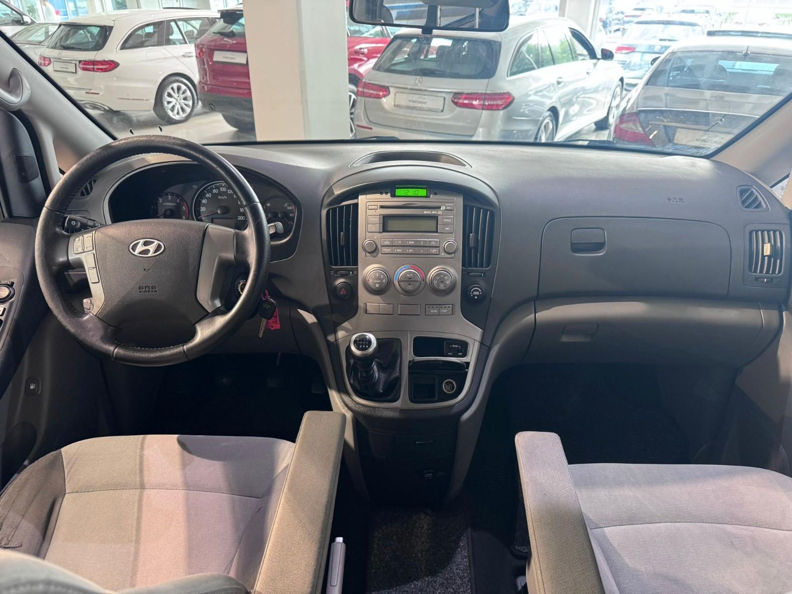 Hyundai H-1 Travel Comfort *8-Sitzer*Klima*AHK 2,3t*