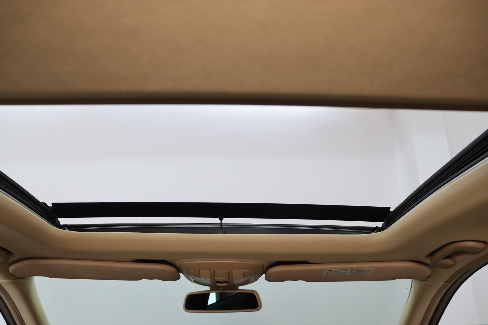 Fahrzeugabbildung Mercedes-Benz R 350 CDI 4MATIC lang * DIS * Pano * 7-Sitze