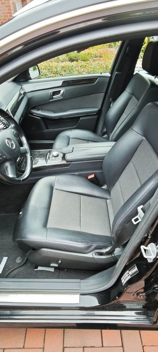 Mercedes-Benz E 220 CDI T BlueEFFICIENCY Standard