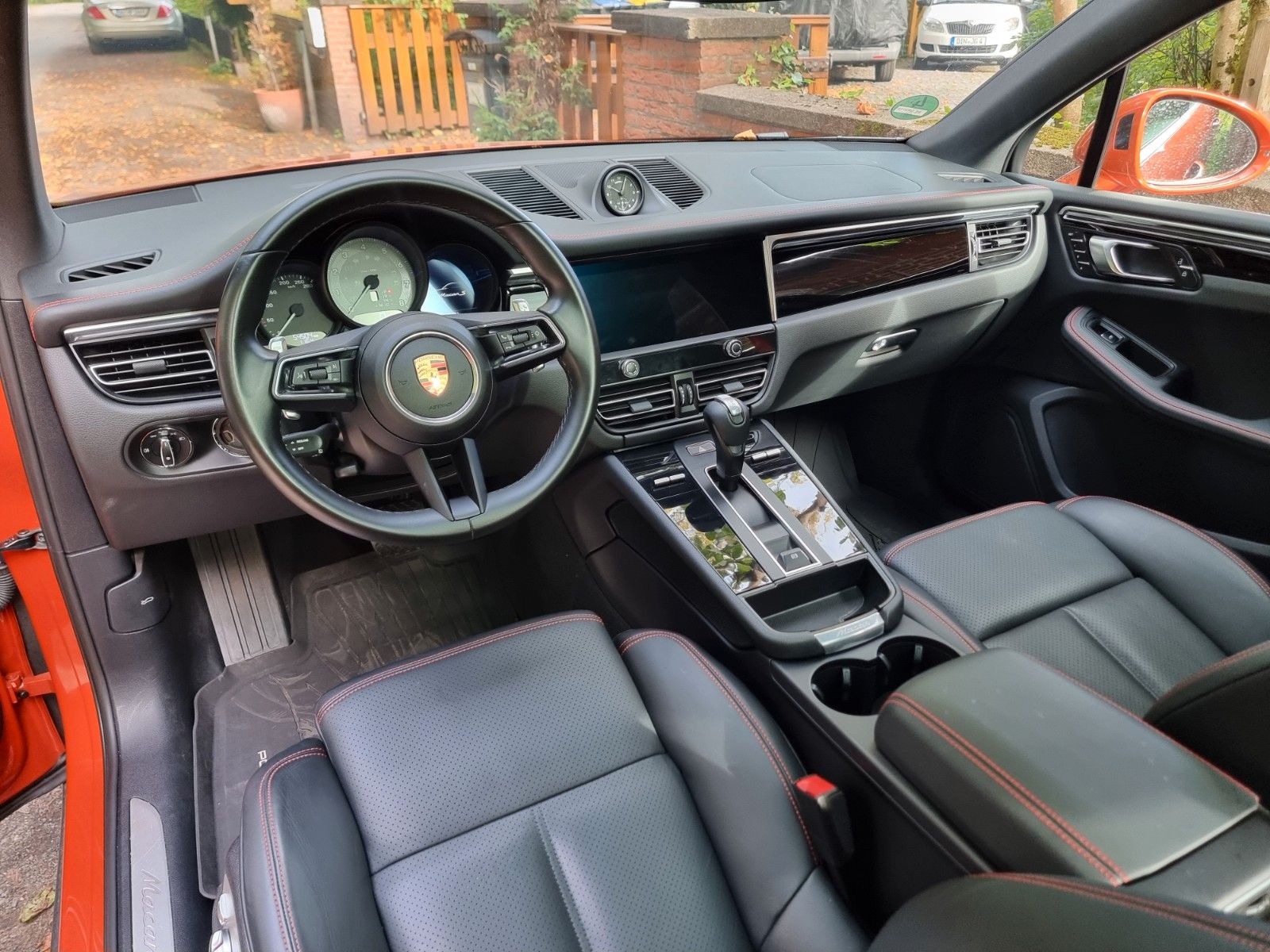 Fahrzeugabbildung Porsche Macan S/Standhzg/Pan./21"/Luft/LED/14-Wege