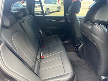 BMW X3 xDrive20d DAB LED WLAN Standhzg. RFK Shz