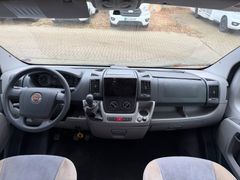 Bürstner Solano T 728, Einzelbetten,Hubstützen,Sat,Navi