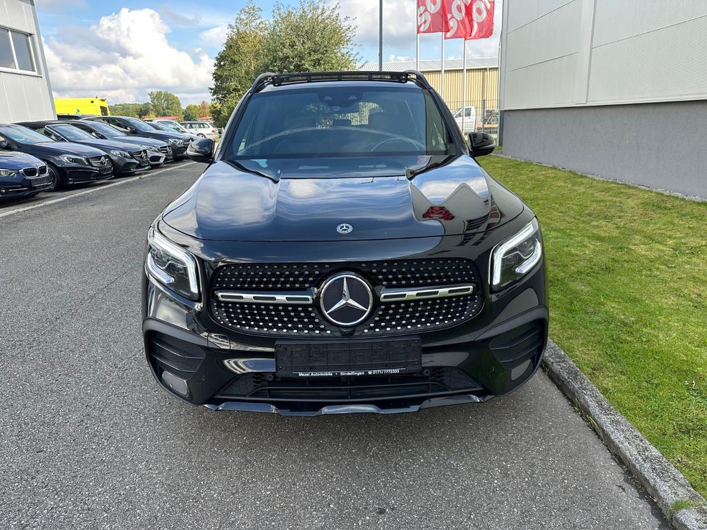 Mercedes-Benz GLB 200