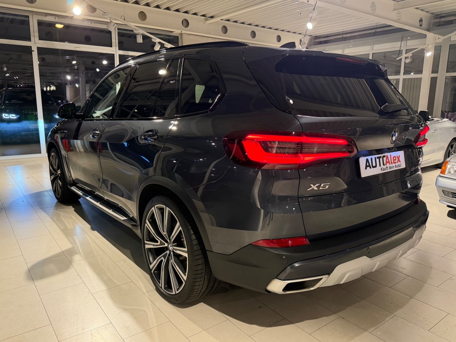 BMW X5 xDrive  B&W LASER PANO MASSAGE + GARANTIE imagem 3