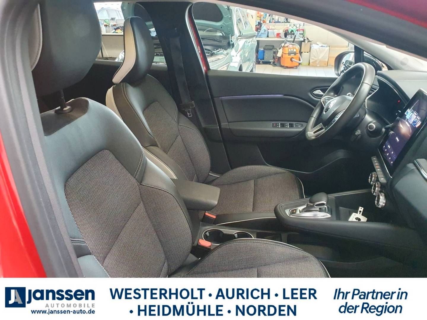 Fahrzeugabbildung Renault CAPTUR INTENS E-TECH PLUG-IN 160