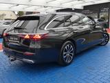Mercedes-Benz E 220d T Avantgarde Advanced +Distronic+AHK+360° - Mercedes-Benz E-Klasse Gebrauchtwagen